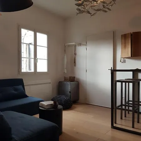 L' Du Marche Apartment