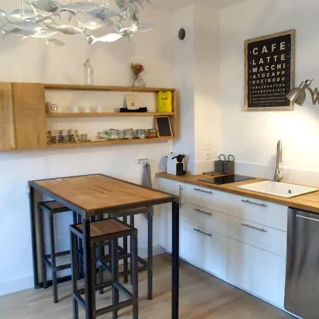 L' Du Marche Apartment